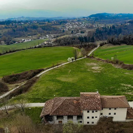 Immerso Nella Natura Con Parcheggio - Stella Alpina